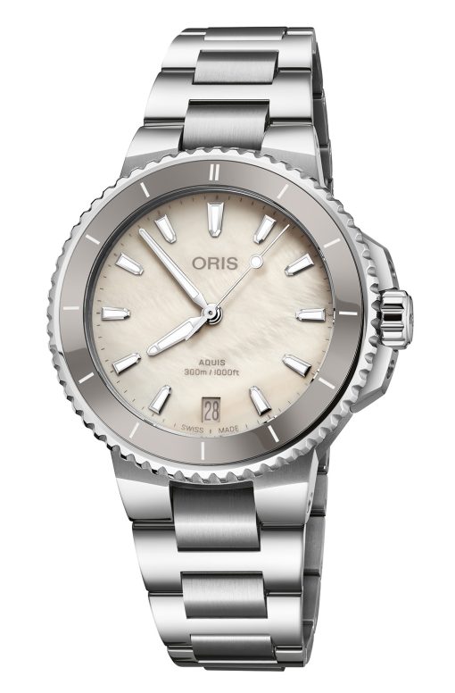 Aquis Date - 36.50 mm